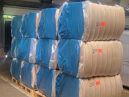 Sisal Ballen als Reitplatz Zuschlagstoff 